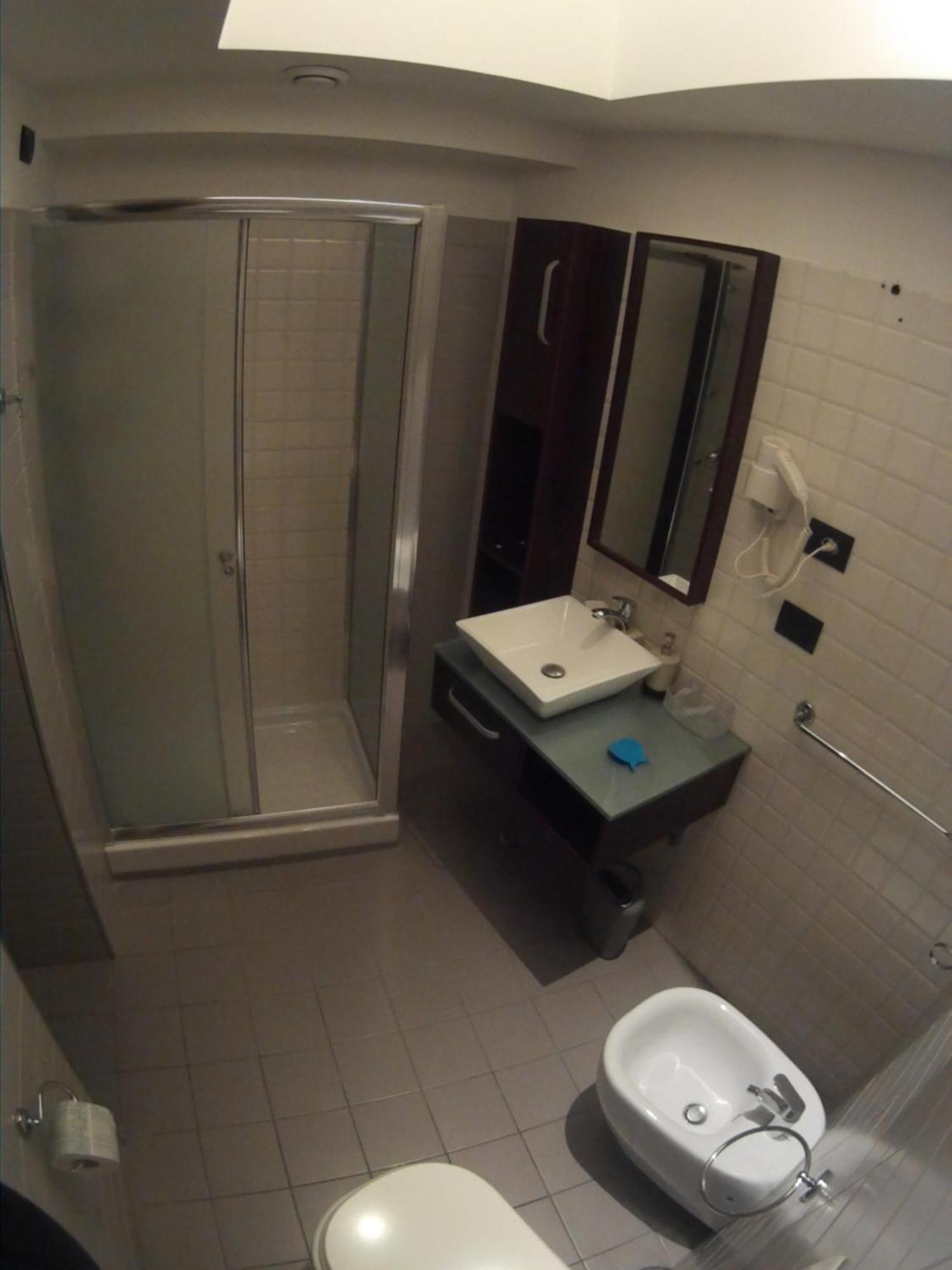 Dolce Vita Rooms Napoli Esterno foto